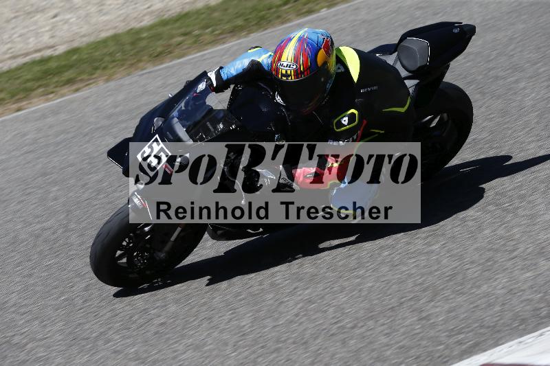 /15 22.05.2026  Plüss Moto Sport  Discover the Bike ADR /Gruppe rot - Race 3/55